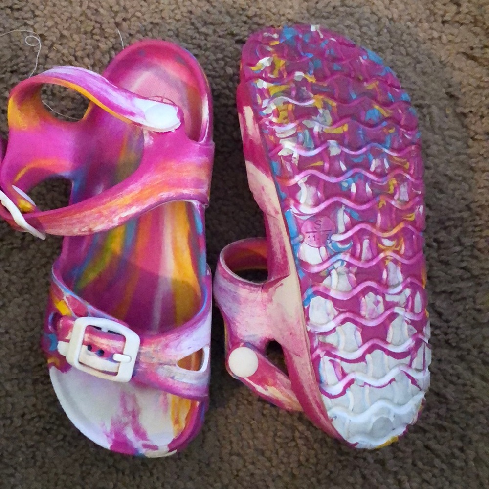 Sandals - Picture 2 of 3